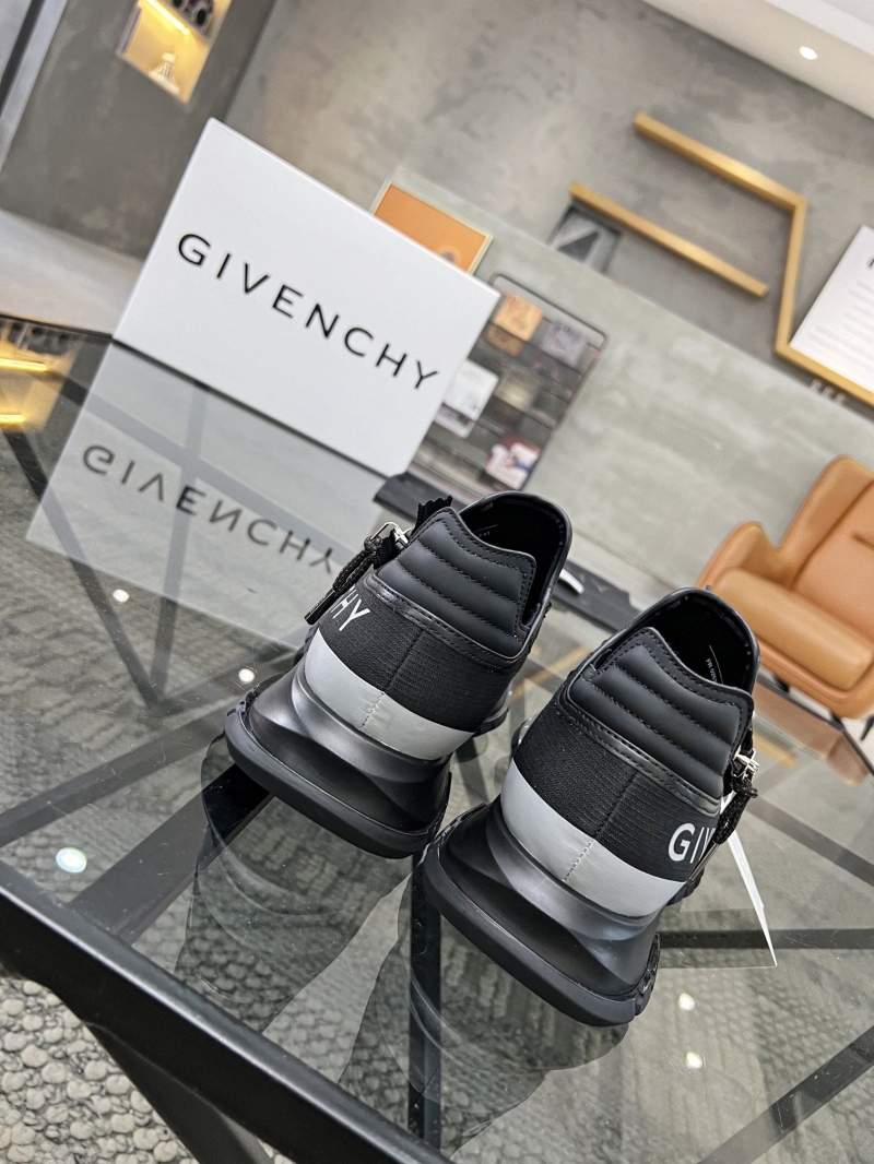 Givenchy Sneakers